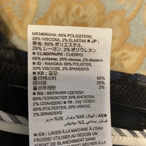 Banana Republic Crop Pant - Picture 7 of 7